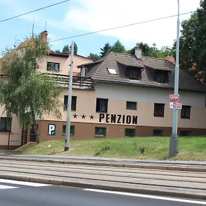 https://penzion-chaloupka.praguehotelsweb.com