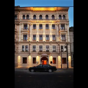 https://best-western-premier-hotel-royal-palace.praguehotelsweb.com